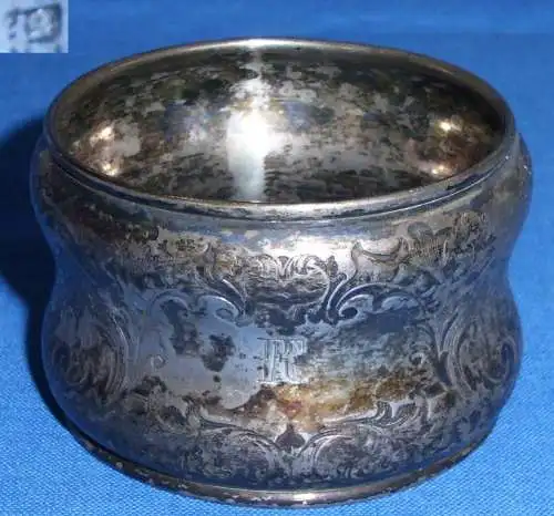 sehr schöner Serviettenring mit Monogramm "R" aus 12 Lot Silber (da2925)