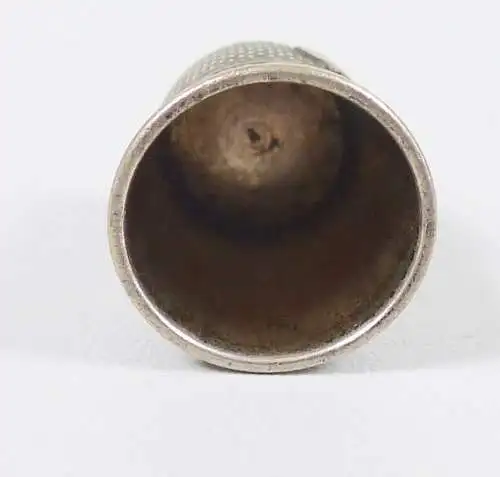 sehr alter Fingerhut, versilbert  (da6272)