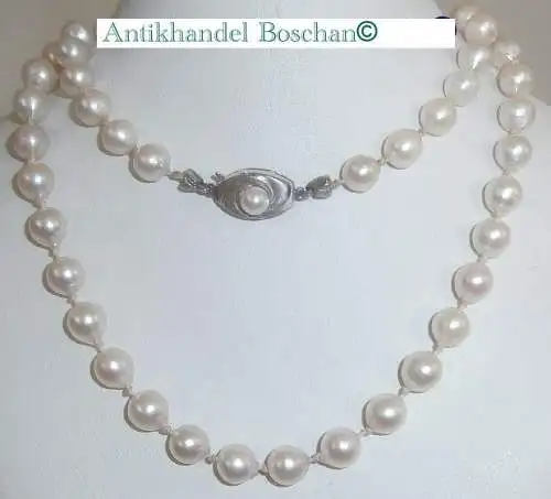 Tolle Perlen-Kette mit Weißgoldschloß aus 375 Weißgold