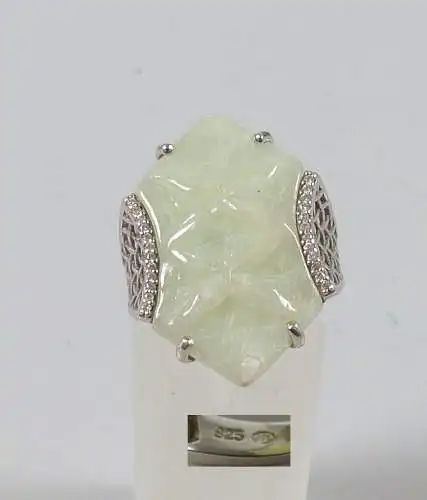 Ring aus 925er Silber mit hellgrünem Edelstein, Gr. 57/Ø 18,1 mm  (da5205)
