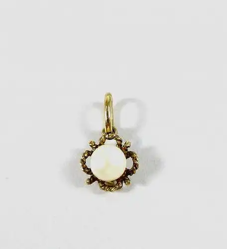 Anhänger aus 333 Gold  mit Perle