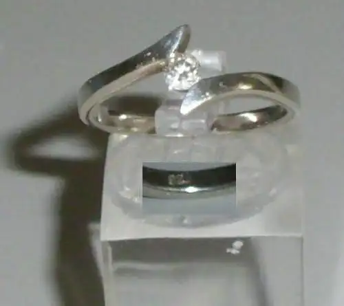 Ring aus Sterling 925er Silber mit Zirkonia    (da4202)