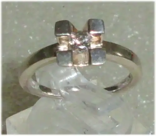 Ring aus 925er Silbermit Zirkonia,  Gr. 53, Ø 16,8 mm  (da3686)