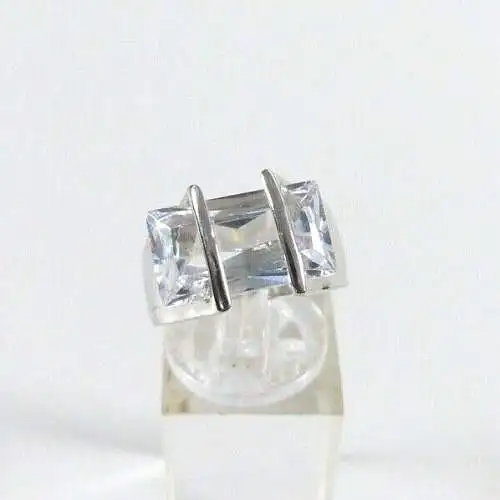 Ring aus 925 Silber mit Kristall  Größe 58  