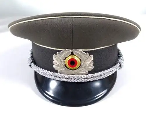 original alte DDR NVA Schirmmütze von 1985 Größe 58