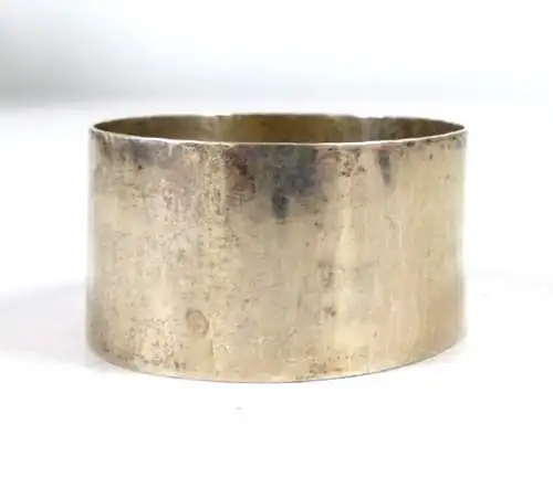 Serviettenring aus 830  Silber mit Monogramm W R