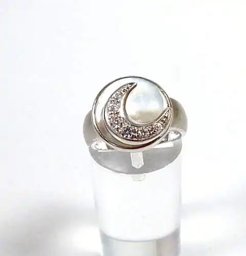 Ring aus 925 Silber mit  und Kristall Steinen  Größe 53