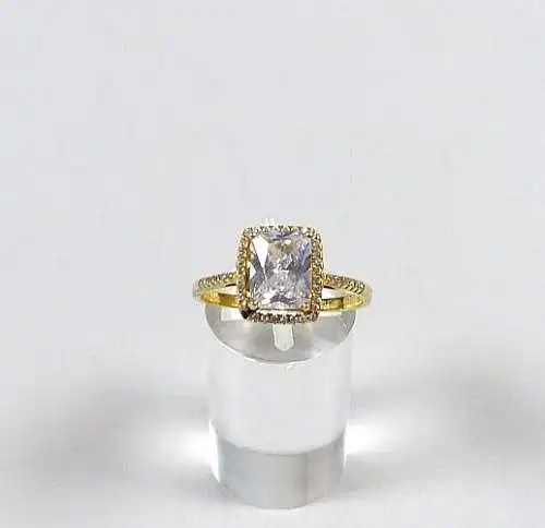 Ring aus 925 Silber vergoldet mit  Kristall  Größe 63