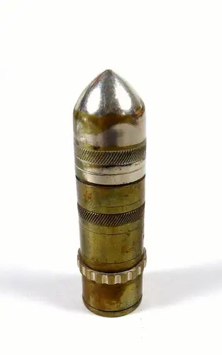 original altes Sturmfeuerzeug 1. WK unten graviert VESUV