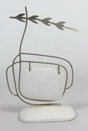 original alter DDR Fernsehpreis aus Meissen Porzellan