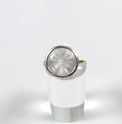 Ring aus 925 Silber  mit  Bergkristall  Größe 53