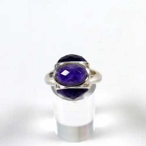Ring aus 925 Silber mit Amethyst  Größe 53