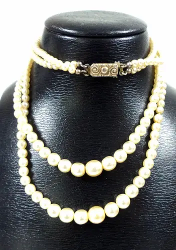 alte zierliche Zweireihige Perlen Kette mit Schloß aus 835 Silber