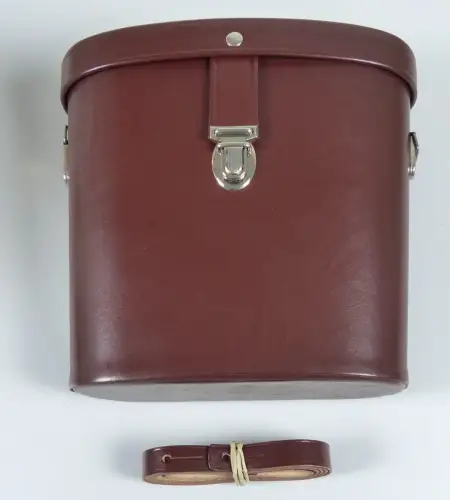 Carl Zeiss Jena Köcher aus Leder Tragetasche für Fernglas  7 x 50  mit Riemen