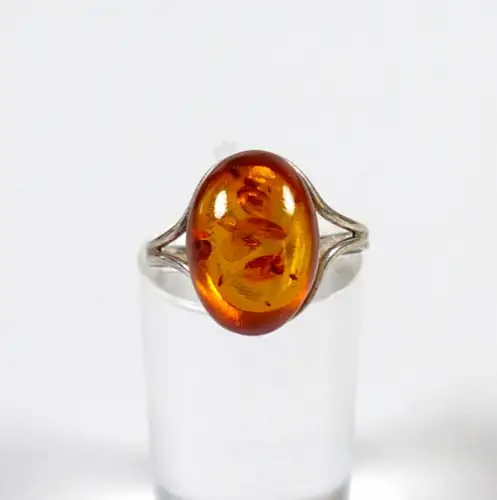 sehr schöner Ring aus 925 Silber mit Bernstein Amber ,  Größe 52