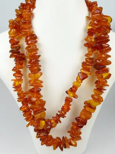 Kette aus Bernstein/Amber 63,5 Gramm  (da4971)