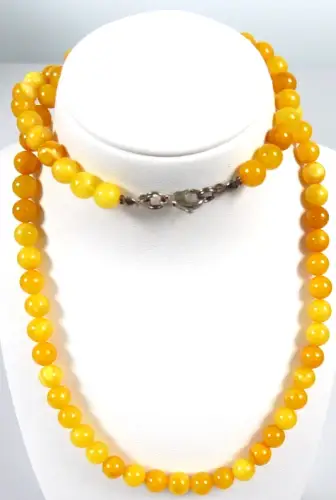 sehr feine Bernstein Amber Kette gleichmäßige Perlen Butterscotch 11 Gramm