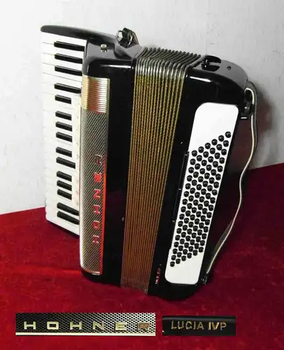 Akkordeon HOHNER Lucia I VP im Orig. Hohner Koffer 96 Bässe