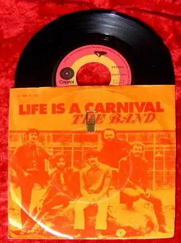 Single Band: Life is a Carnival