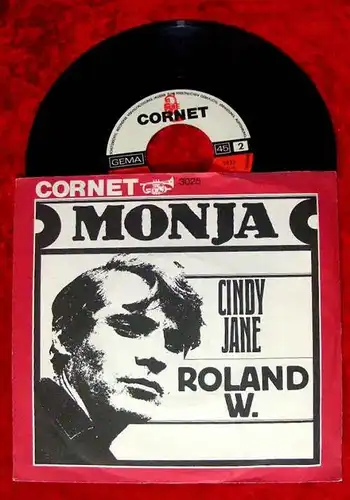 Single Roland W. Monja