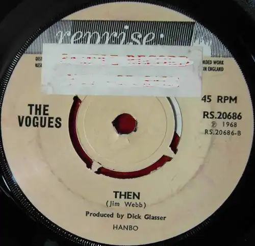 Single Vogues: Turn Around Look At Me (Reprise RS 20686) UK