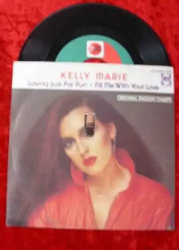 Single Kelly Marie: Loving just for fun