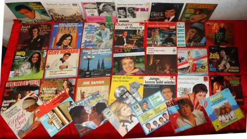 mehr als 570 Singlecover - Leercover - Picturecover - keine Schallplatten!!!