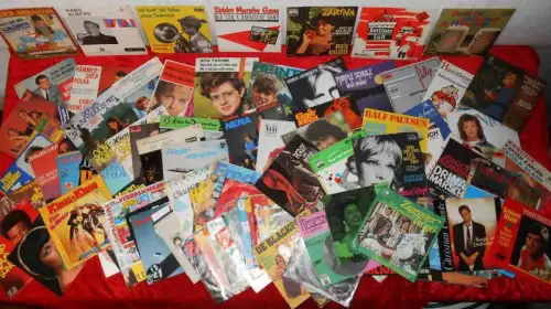 mehr als 570 Singlecover - Leercover - Picturecover - keine Schallplatten!!!