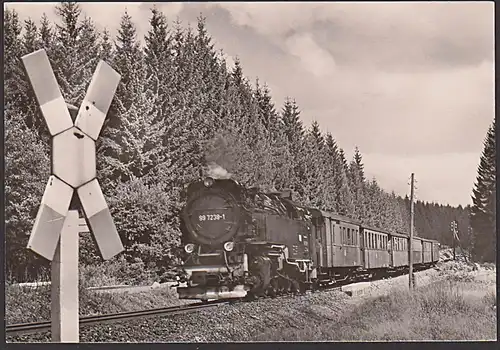 Harzquerbahn Lok 99 7238-1 von 1973 auf Echtphotokarte, rs. SSt. Schierke mit Abb. Hirsch