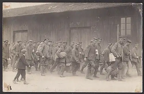 Bad Orb Echtphoto 1918 "Einzug in das Reserve Lazarett" von einem Schützen