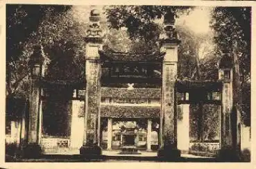 Hanoi Entree Pagode des Dames Vientam * ca. 1930