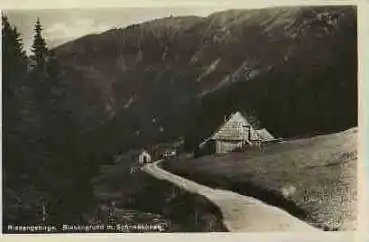 Riesengebirge Riesengrund Baude mit Schneekoppe * ca. 1940