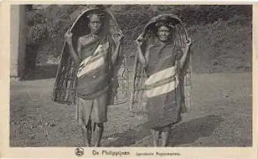 Philipinen Indios mit Sonnen bzw. Regenschutz * ca. 1930