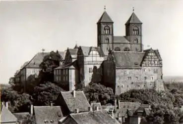 06484 Quedlinburg vom Münzenberg auf Schloßmuseum und Stiftskirche gebr. 18.7.1978