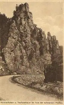 09517 Zöblitz Nonnenfelsen und Teufelsmauer im Tale der schwarzen Pockau * ca. 1930