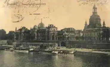 Dresden Dampfschifflandeplatz mit Elbdampfer "Riesa" und Frauenkirche o 12.4.1915