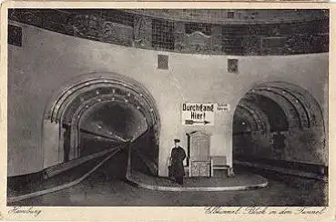 St. Pauli Hamburg Elbtunnel Blick in den Tunnel o 10.9.1930