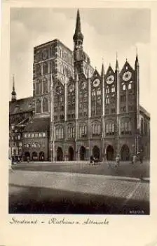 Stralsund, Rathaus und Altmarkt o 21.7.1957
