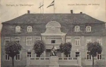 17153 Stavenhagen Rathaus Reuters Geburtshaus mit Denkmal o 12.7.1911