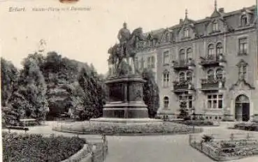 Erfurt Kaiser-Platz mit Denkmal o 14.10.1918