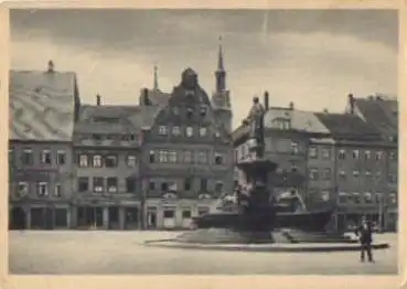09599 Freiberg Obermarkt mit Brunnendenkmald gebr. ca. 1940