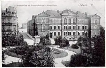 08606 Oelsnitz Vogtland Bismarckplatz mit Bismarckdenkmal u. Bürgerschule o 27.7.1937
