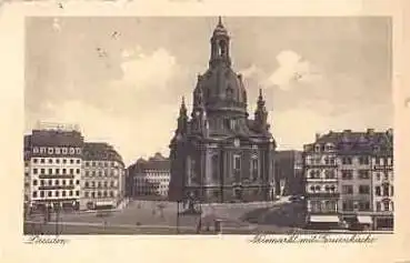 Dresden Frauenkirche mit Neumarkt o ca.1940