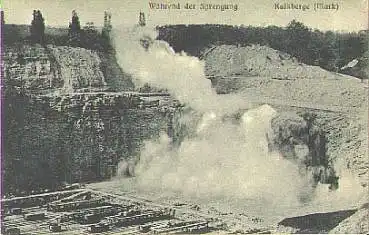 15562 Kalkberge Während der Sprengung (Bergbau) * ca. 1910
