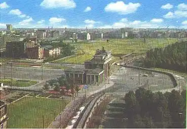 Berliner Mauer mit Brandenburger Tor Grenzanlage * ca. 1970