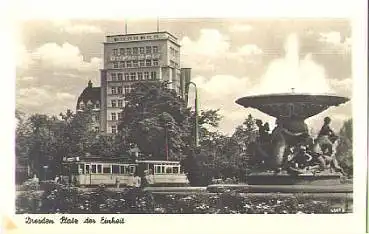 Dresden Neustadt Platz der Einheit mit Nixen-Brunnen *ca. 1957