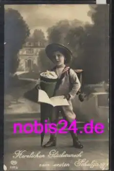 Erster Schulgang Junge mit Zuckertüte Ranzen Glückwunschkarte o 1915