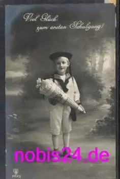 Erster Schulgang Junge mit Zuckertüte in Matosenuniform Glückwunschkarte o 1915