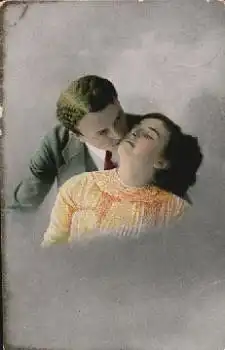 Küssendes Paar  gebr. 12.7.1914