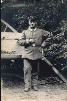 Deutscher Soldat in Uniform 1.WK. Echtfoto *ca. 1915